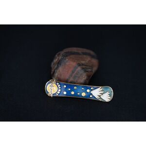 Hard Rock Cafe Pin Denver Snowboard with Mountain and Stars Souvenir 1998